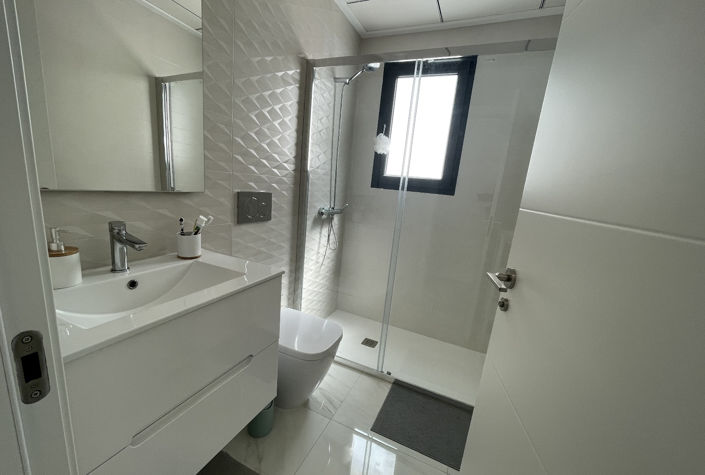 Image No.31-3 Bed Villa for sale