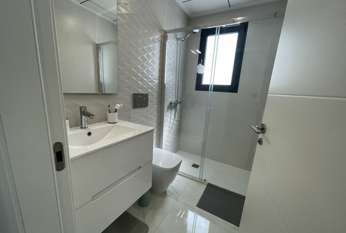 Image No.32-3 Bed Villa for sale