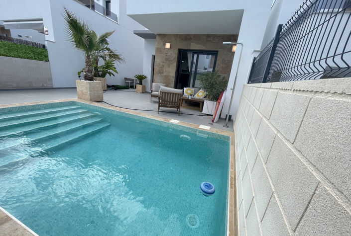 Image No.42-3 Bed Villa for sale