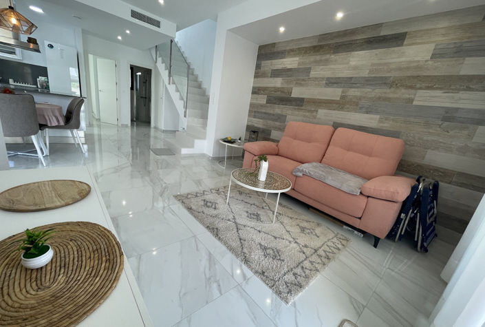 Image No.8-3 Bed Villa for sale