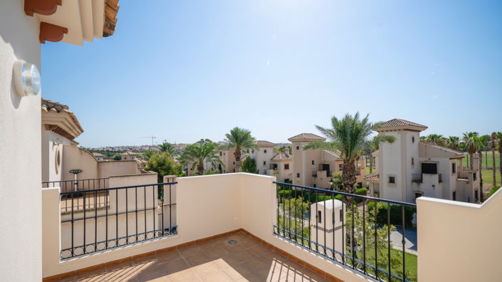 Image No.25-3 Bed Property for sale