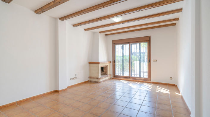 Image No.4-3 Bed Property for sale