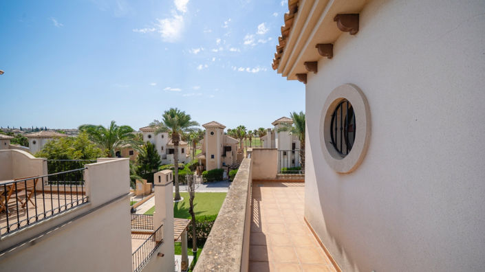 Image No.32-3 Bed Property for sale