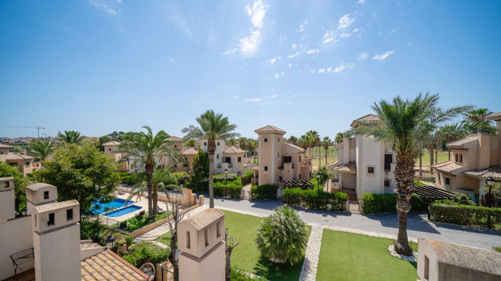 Image No.36-3 Bed Property for sale