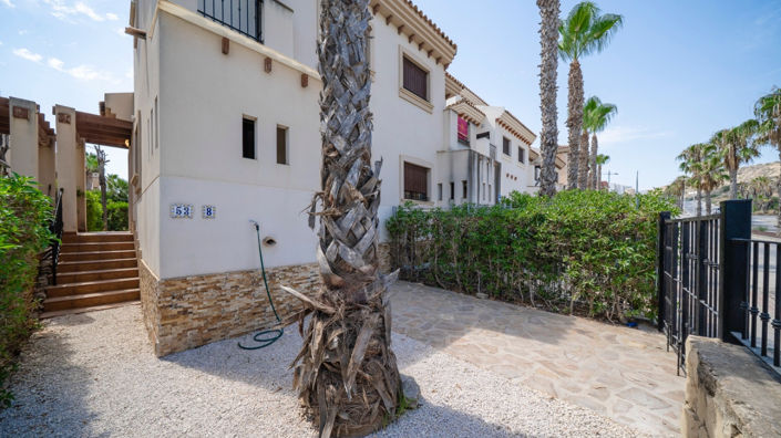 Image No.39-3 Bed Property for sale