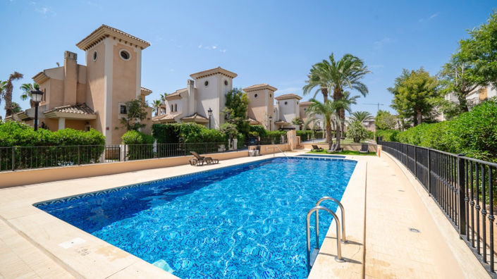 Image No.42-3 Bed Property for sale