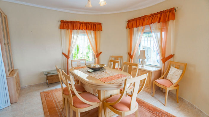 Image No.15-5 Bed Villa for sale