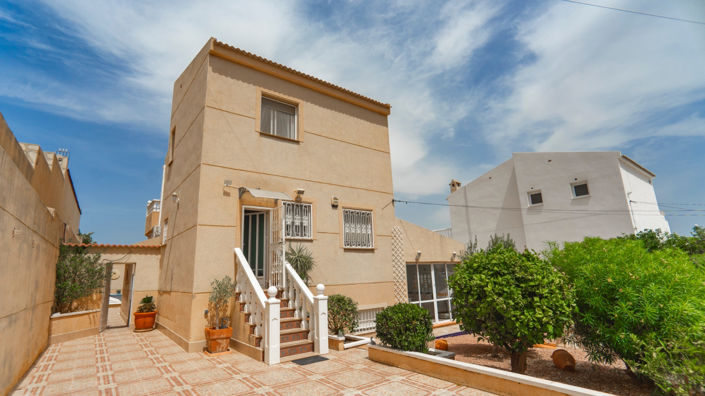 Image No.51-5 Bed Villa for sale