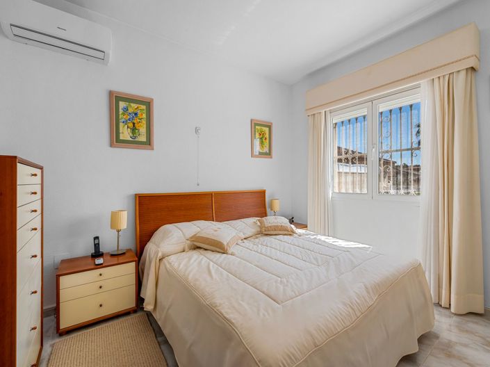 Image No.17-5 Bed Villa for sale