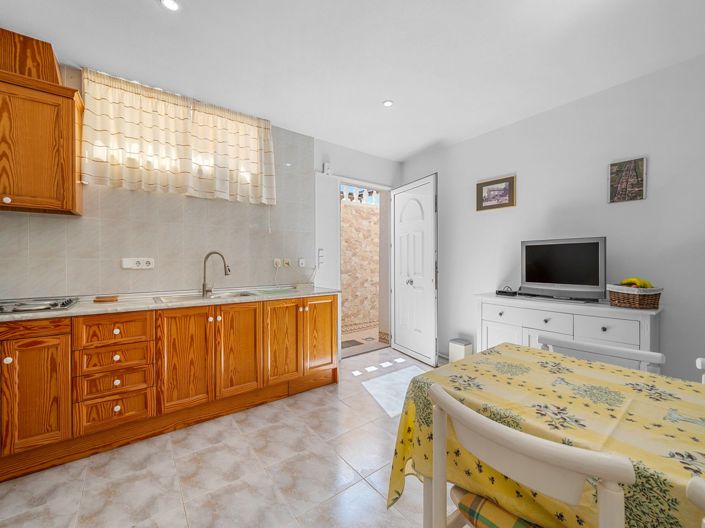 Image No.27-5 Bed Villa for sale