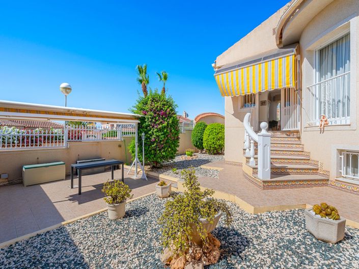 Image No.36-5 Bed Villa for sale