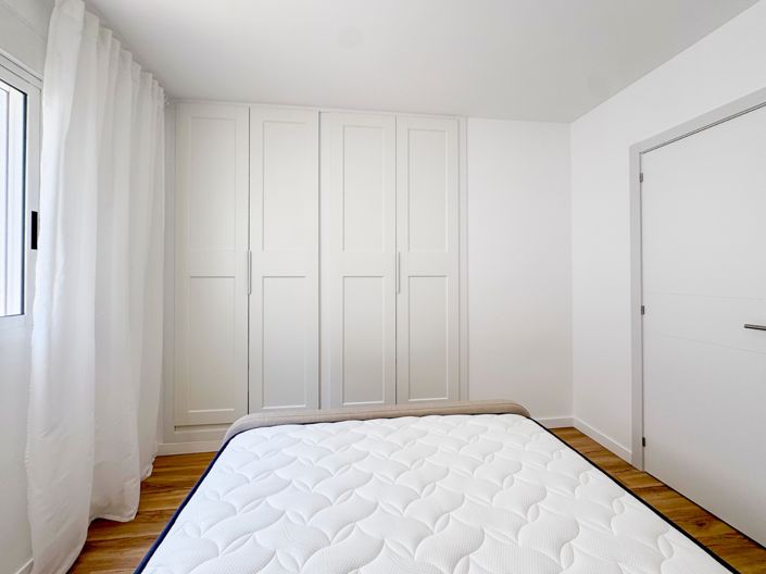 Image No.18-2 Bed Apartment for sale