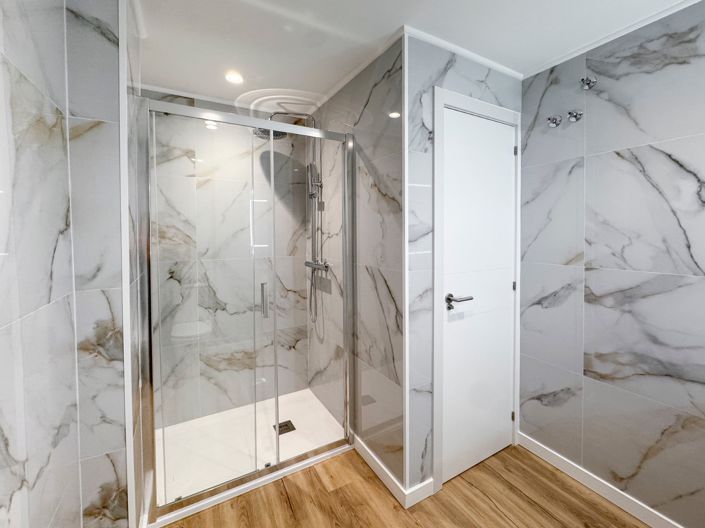 Image No.20-2 Bed Apartment for sale