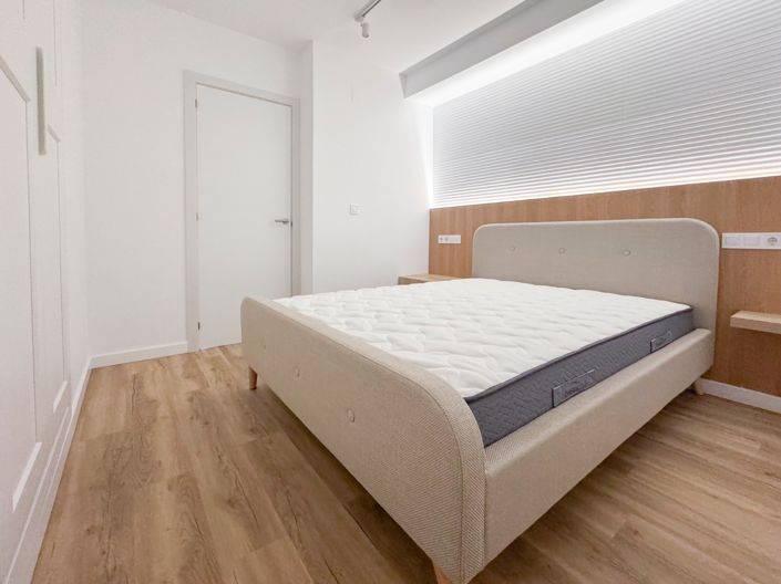 Image No.23-2 Bed Apartment for sale