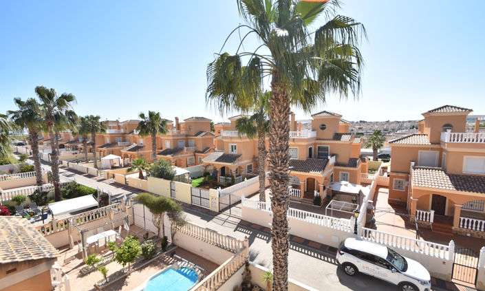 Image No.28-3 Bed Villa for sale