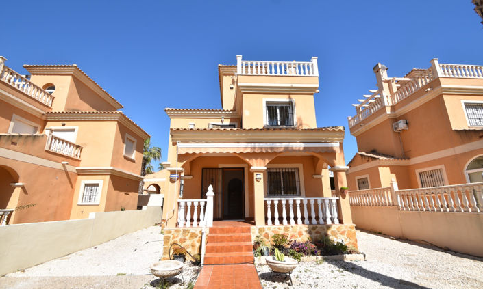 Image No.3-3 Bed Villa for sale