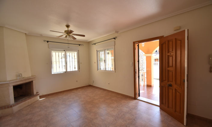 Image No.9-3 Bed Villa for sale