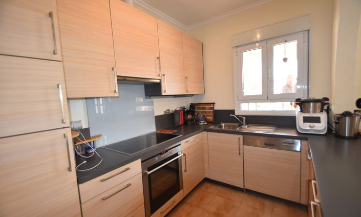 Image No.10-5 Bed Villa for sale