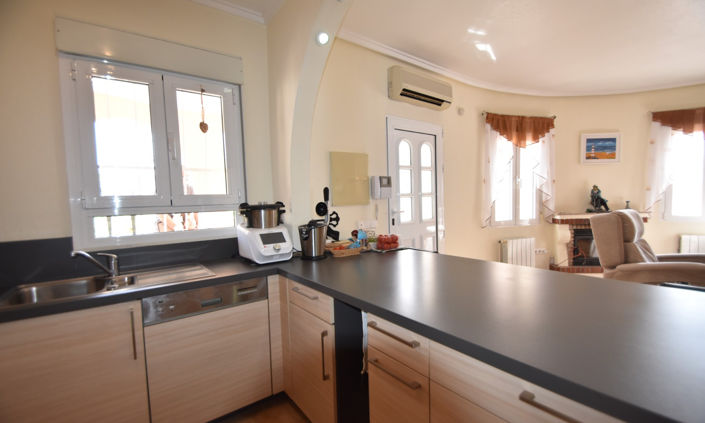 Image No.11-5 Bed Villa for sale