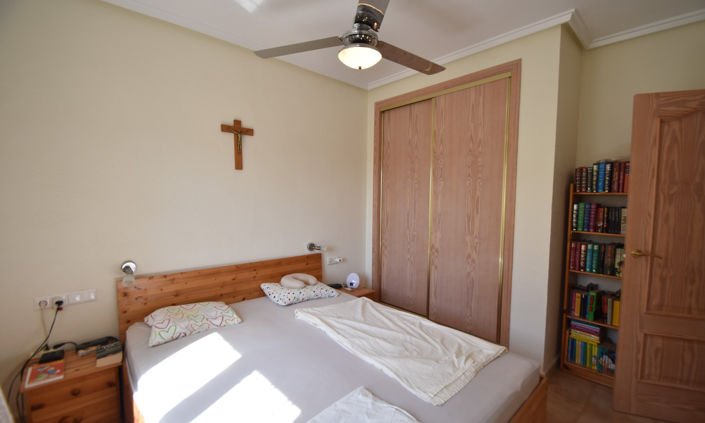 Image No.12-5 Bed Villa for sale