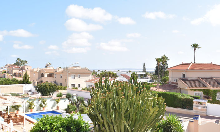 Image No.34-5 Bed Villa for sale