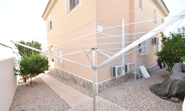 Image No.40-5 Bed Villa for sale