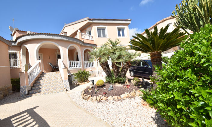 Image No.42-5 Bed Villa for sale