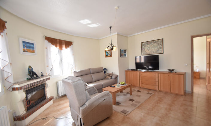 Image No.9-5 Bed Villa for sale