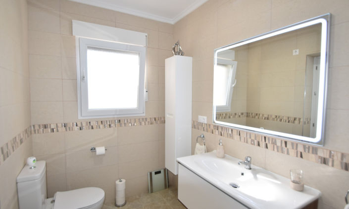 Image No.10-3 Bed Villa for sale