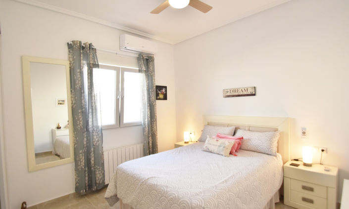 Image No.12-3 Bed Villa for sale