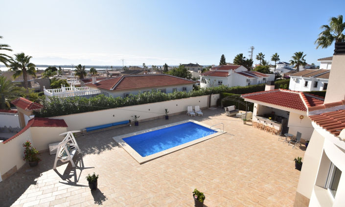 Image No.21-3 Bed Villa for sale