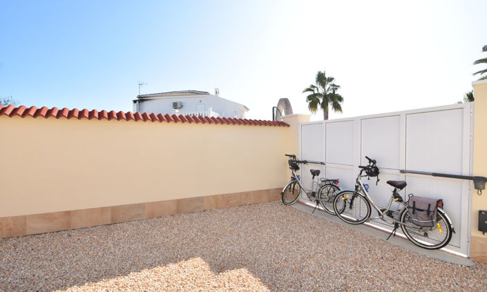 Image No.29-3 Bed Villa for sale