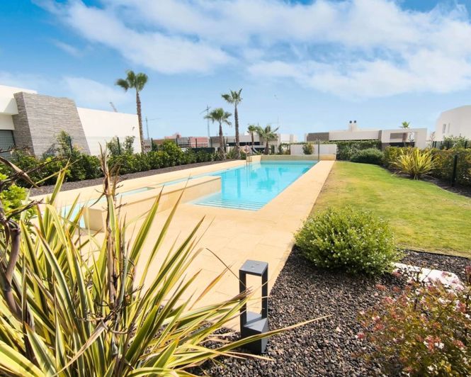 Image No.26-2 Bed Apartment for sale