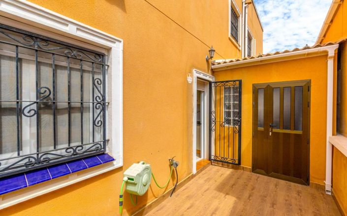 Image No.17-3 Bed Quad for sale