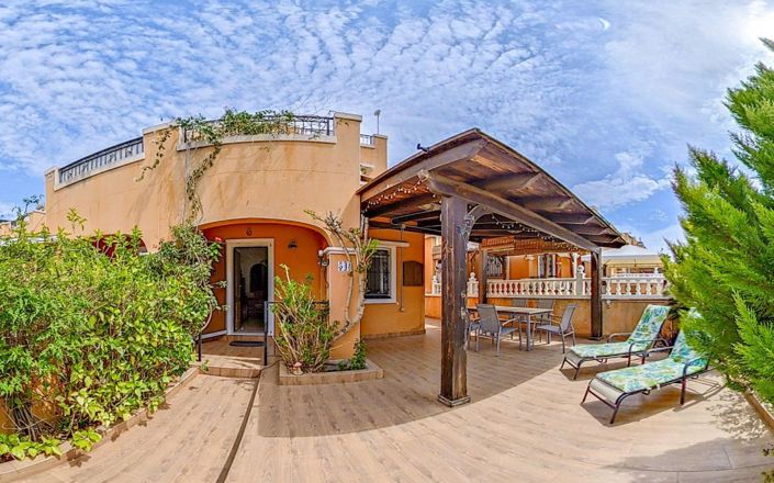 Image No.3-3 Bed Quad for sale