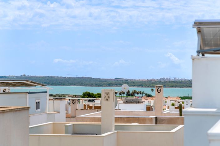 Image No.27-3 Bed Villa for sale