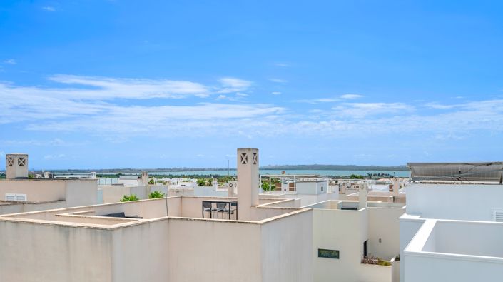 Image No.30-3 Bed Villa for sale