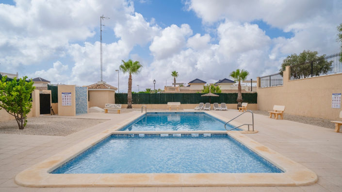 Image No.2-2 Bed Villa for sale