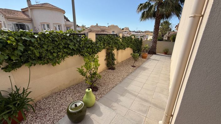 Image No.26-2 Bed Villa for sale