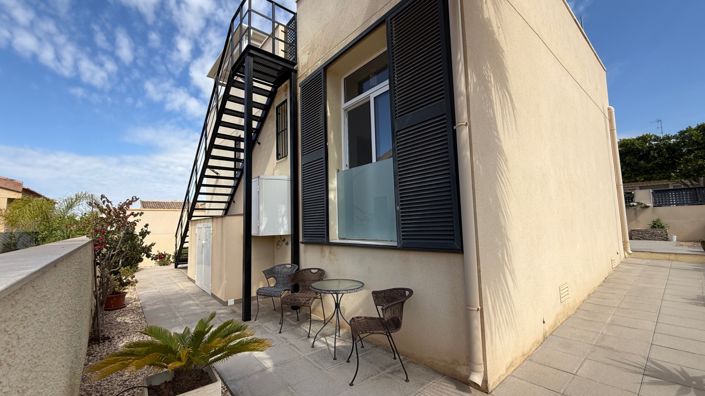 Image No.28-2 Bed Villa for sale