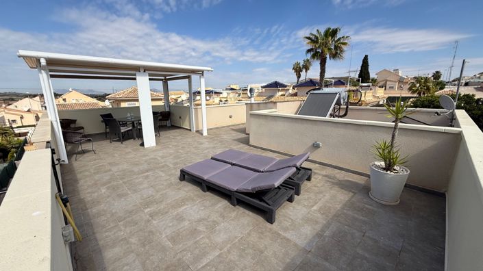 Image No.33-2 Bed Villa for sale