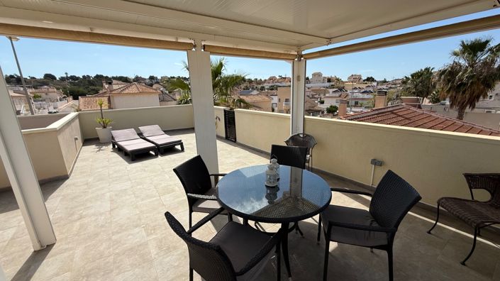 Image No.37-2 Bed Villa for sale