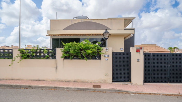 Image No.39-2 Bed Villa for sale