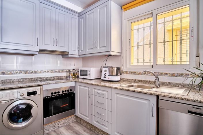 Image No.7-3 Bed Villa for sale