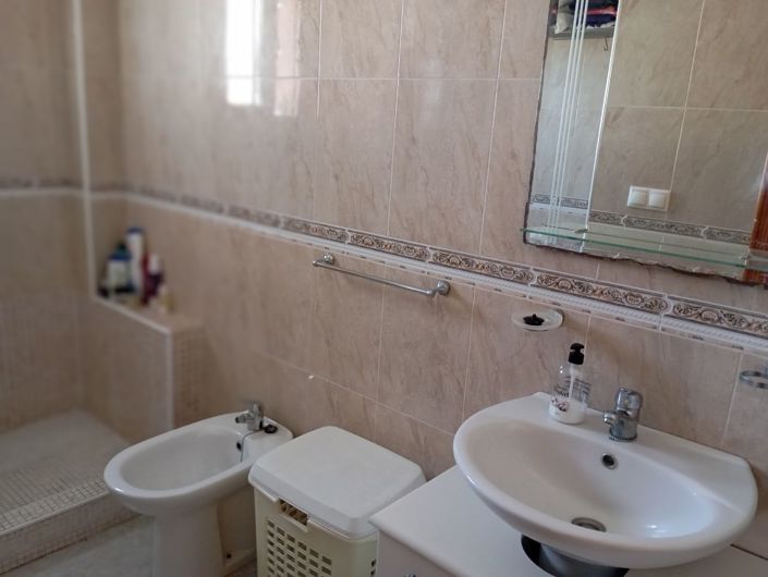 Image No.17-2 Bed Apartment for sale