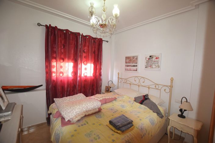 Image No.8-2 Bed Apartment for sale