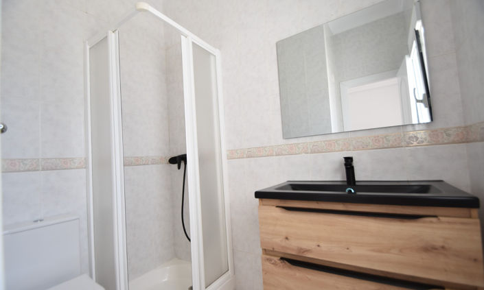 Image No.12-2 Bed Villa for sale