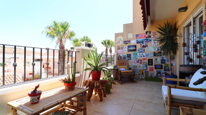 Image No.21-3 Bed Townhouse for sale