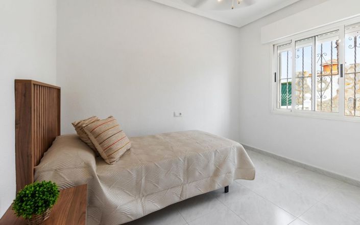 Image No.16-3 Bed Villa for sale