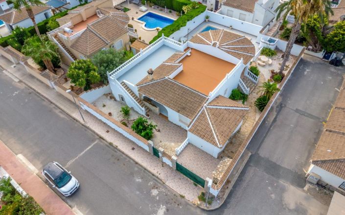 Image No.39-3 Bed Villa for sale